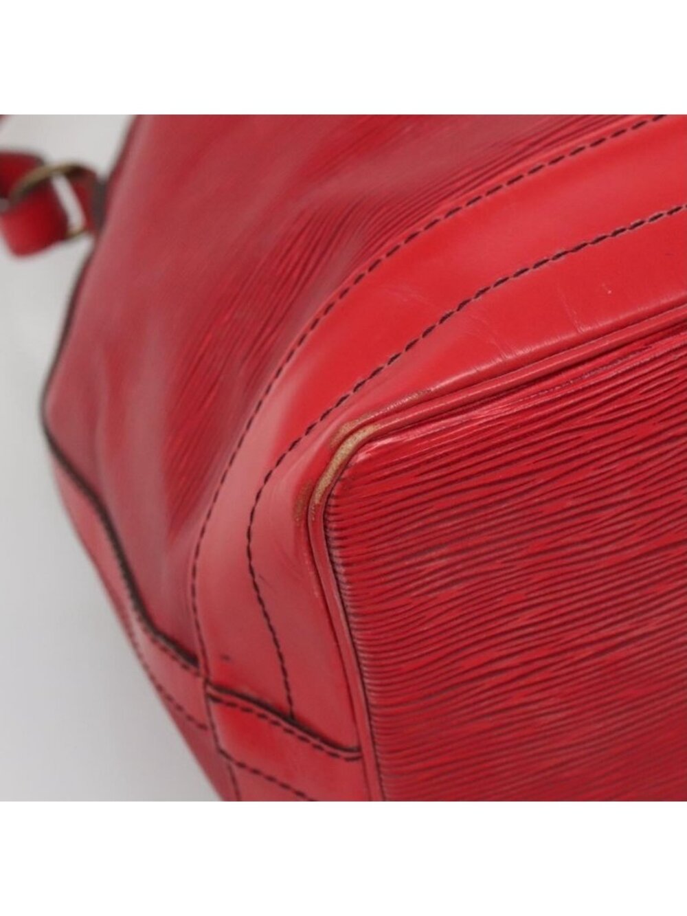 Authentic LOUIS VUITTON Epi Noe Shoulder Bag Red M44007 LV - Picture 6 of 16